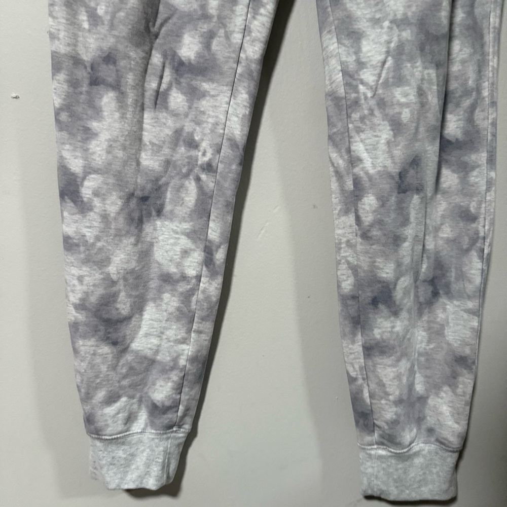 Athleta Balance Gray Printed Joggers Size Medium Tall - Picture 3 of 13